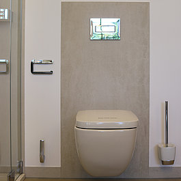 CERAMAX_Dolomit_beige_fugenlose_WC-Rueckwand_Vorwand_IMG_4126_Plattenformat_bis_100x300_120x260_cm_11_web